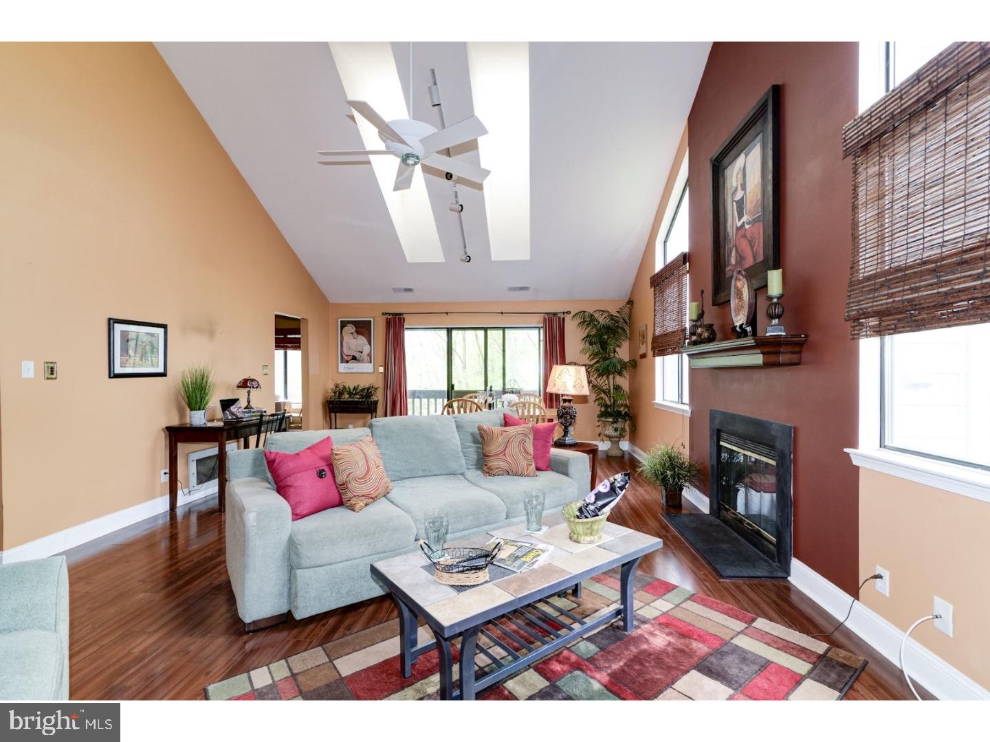 4002 B Chadbury Road Mount Laurel, NJ 08054 - Photo 7 of 25 Great Room