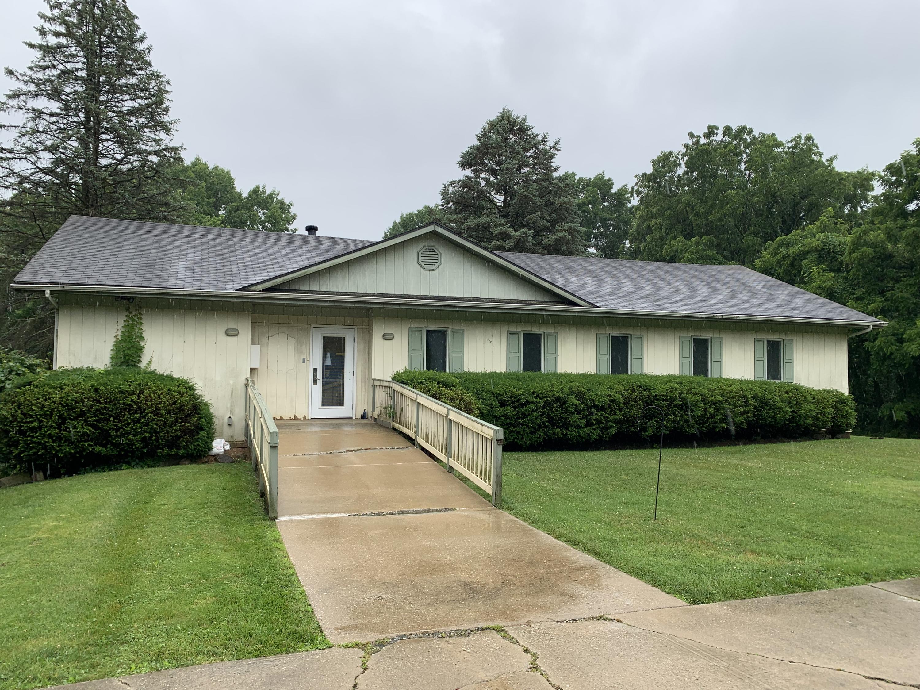 4017 Chamberlain Road Buchanan, MI 49107 - Photo 2 of 18 02