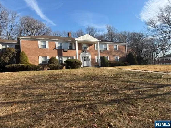 $2,200 | 4 Rolling Ridge Road, Unit C, Montvale, NJ 07645