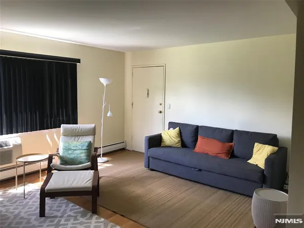 $2,200 | 4 Rolling Ridge Road, Unit C, Montvale, NJ 07645