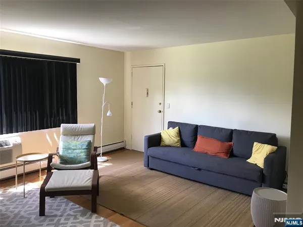 $2,200 | 4 Rolling Ridge Road, Unit C, Montvale, NJ 07645