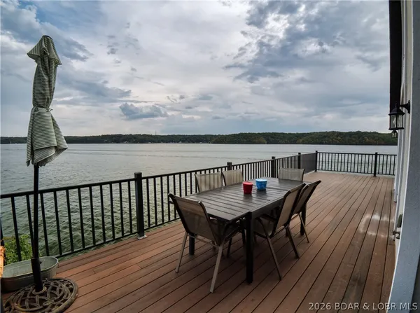 $945,000 | 87 Elbow Cay, Osage Beach, MO 65065