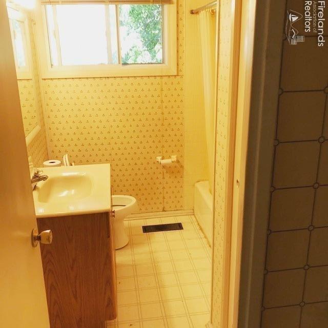 4322 East The Valley Road Port Clinton, OH 43452 - Photo 17 of 20 Gallery Image 17