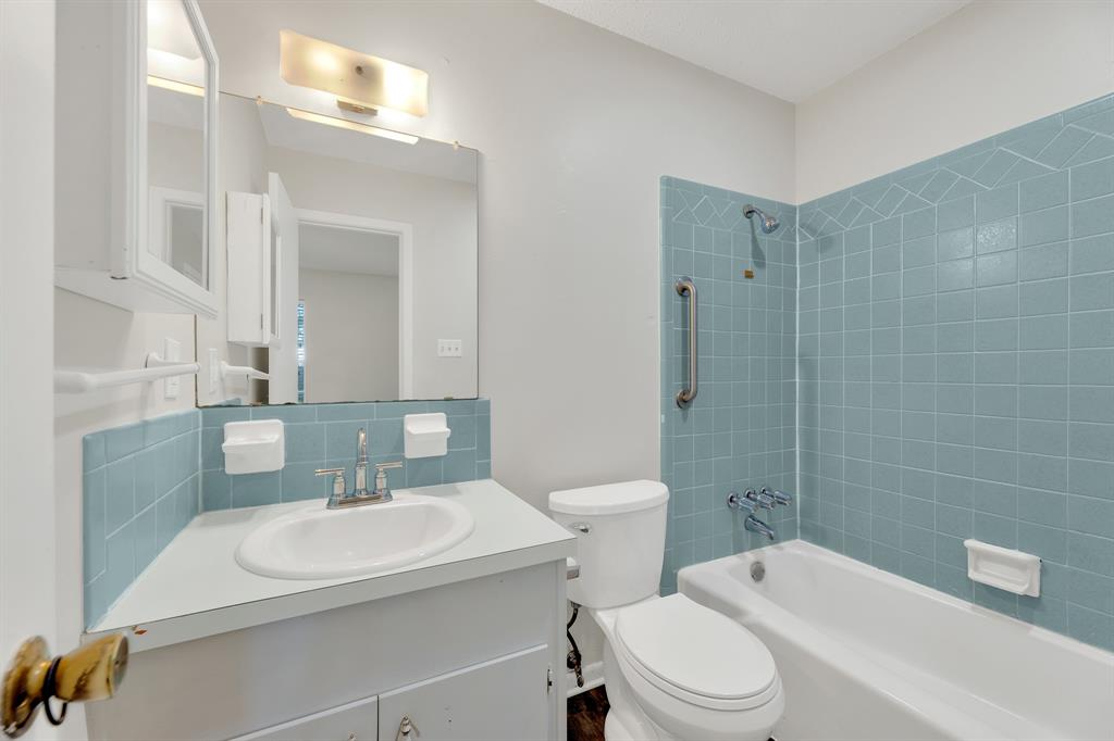 205 Collins Drive Terrell, TX 75160 - Photo 11 of 15