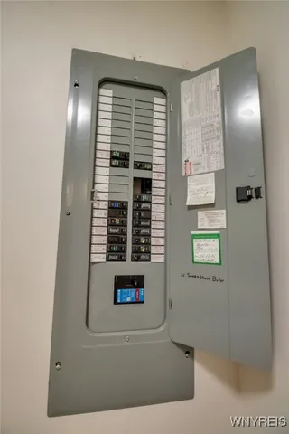 $379,900 | 9268 Foote Road, Royalton, NY 14001