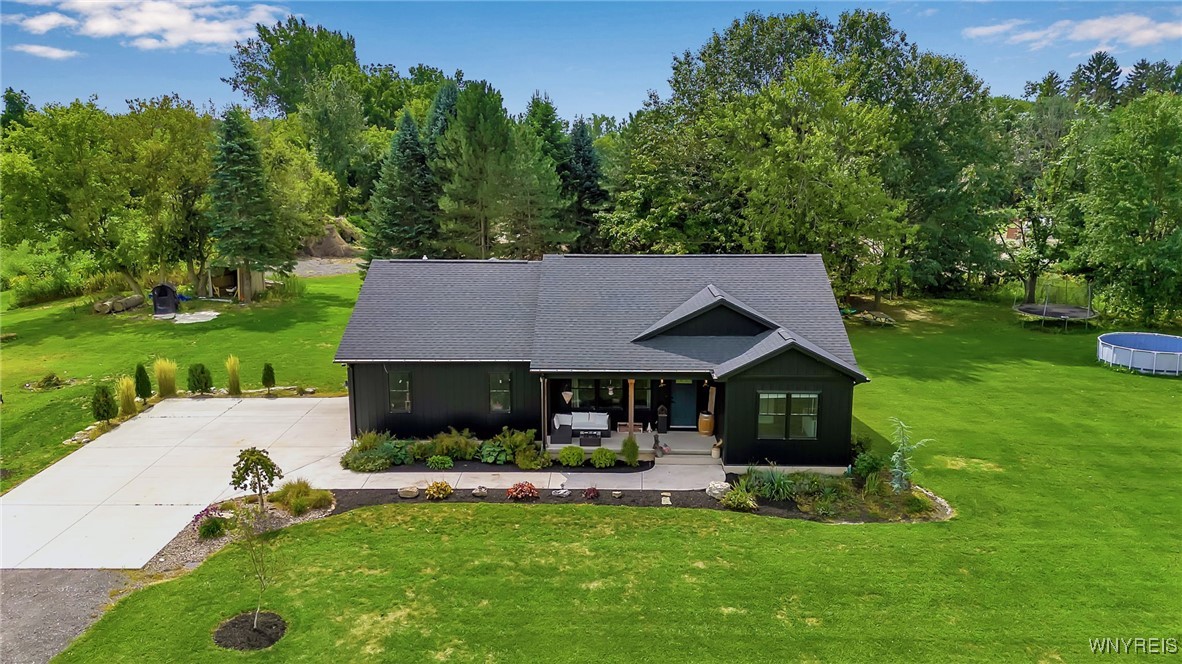 9268 Foote Road Royalton, NY 14001 - Photo 3 of 36