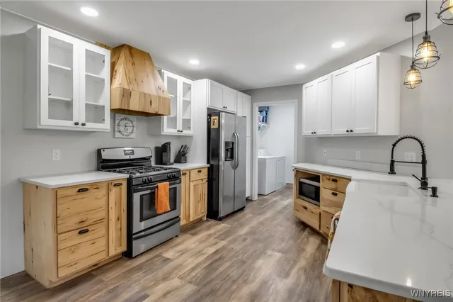 $379,900 | 9268 Foote Road, Royalton, NY 14001