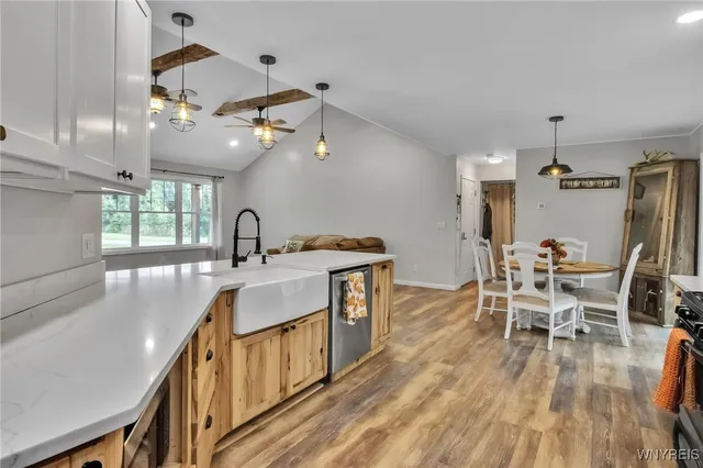 $379,900 | 9268 Foote Road, Royalton, NY 14001