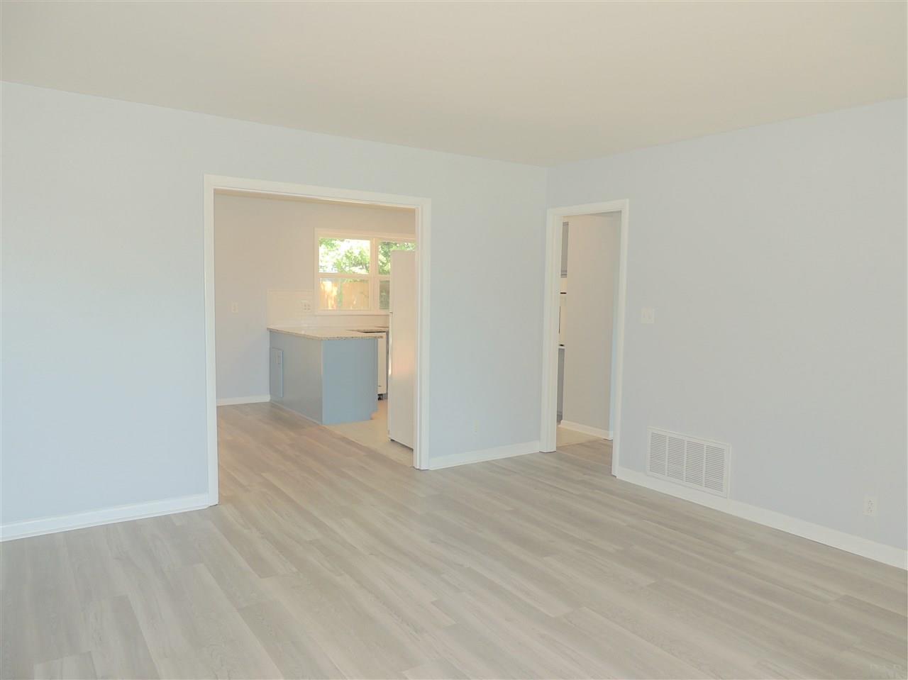 5611 Hibiscus Road Pensacola, FL 32504 - Photo 4 of 50 Gallery Image 4