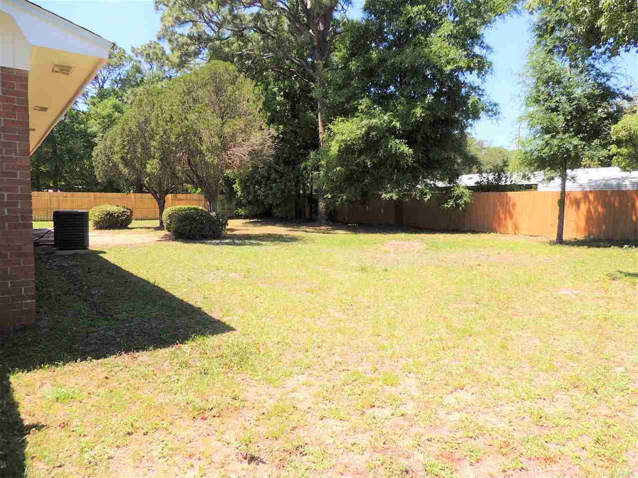 5611 Hibiscus Road Pensacola, FL 32504 - Photo 44 of 50 Gallery Image 44