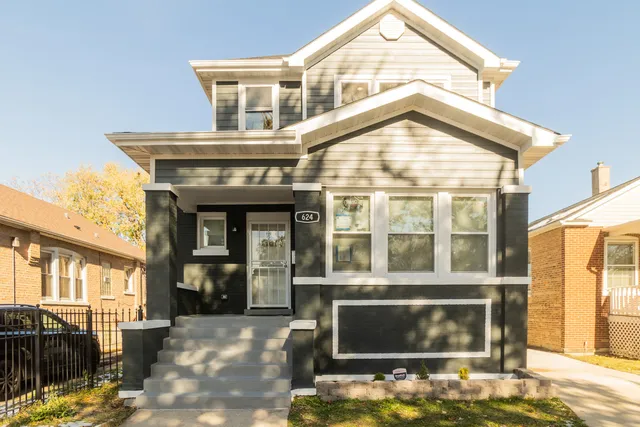 $434,900 | 624 East 90th Place, Chicago, IL 60619