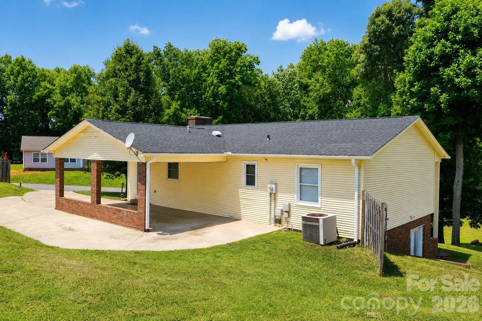 3237 Annex Street Conover, NC 28613 - Photo 3 of 37