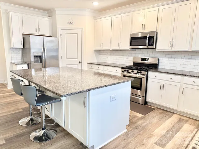 $2,250 | 10211 Glenmere Creek Circle, Charlotte, NC 28262