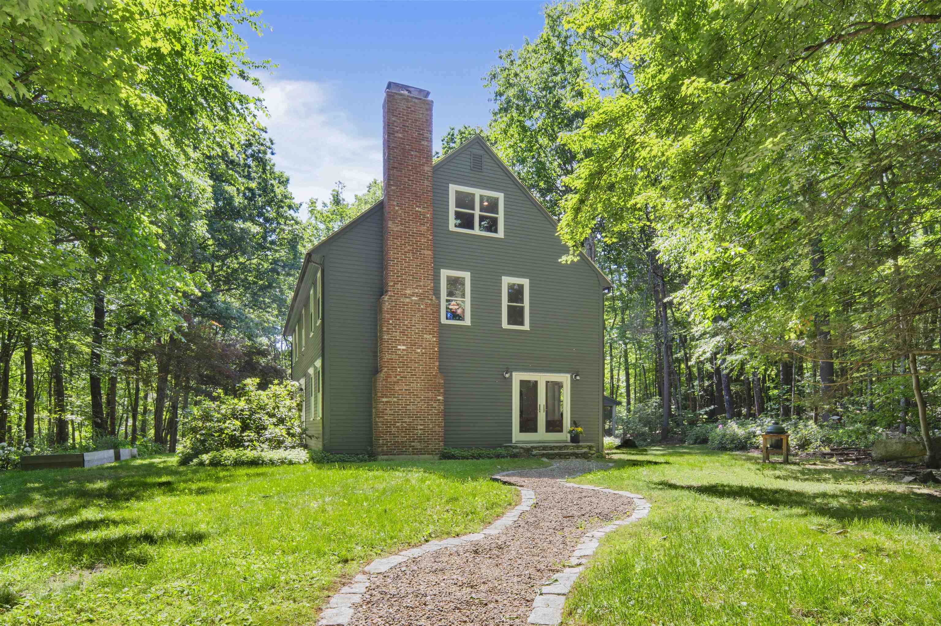 11 Nathan Lord Road Amherst, NH 03031 - Photo 39 of 46 Gallery Image 39