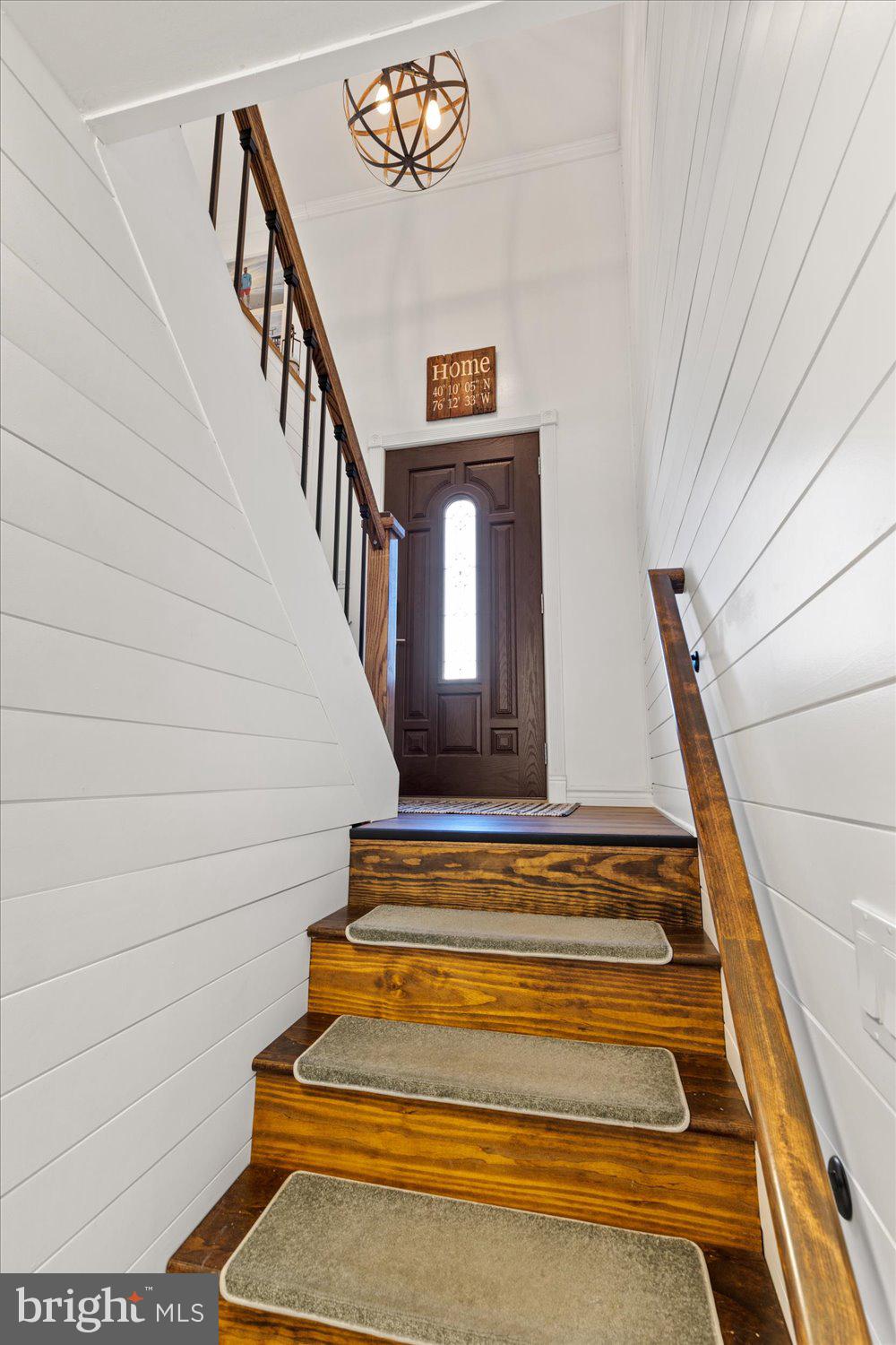 45 Heritage Road Akron, PA 17501 - Photo 25 of 56 a view of entryway