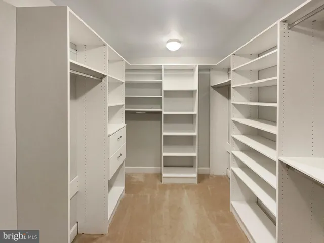 $778,000 | 18550 Kerill Road, Triangle, VA 22172