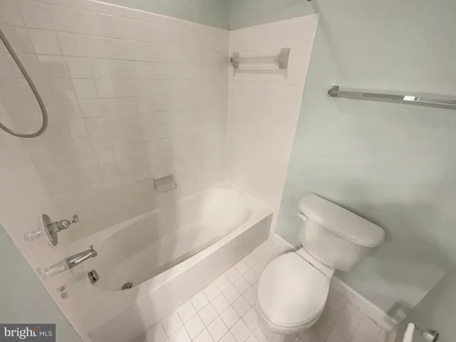 $778,000 | 18550 Kerill Road, Triangle, VA 22172