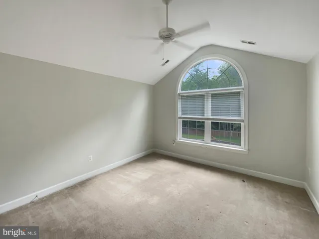 $778,000 | 18550 Kerill Road, Triangle, VA 22172