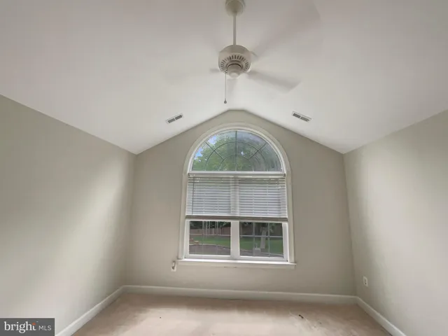 $778,000 | 18550 Kerill Road, Triangle, VA 22172