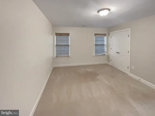 $778,000 | 18550 Kerill Road, Triangle, VA 22172