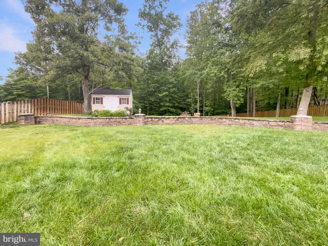 $778,000 | 18550 Kerill Road, Triangle, VA 22172