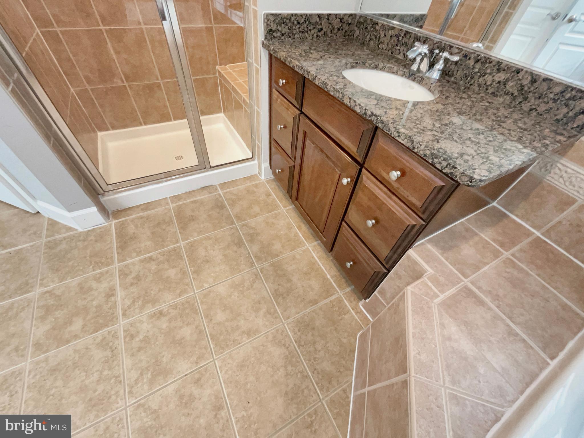 18550 Kerill Road Triangle, VA 22172 - Photo 7 of 54