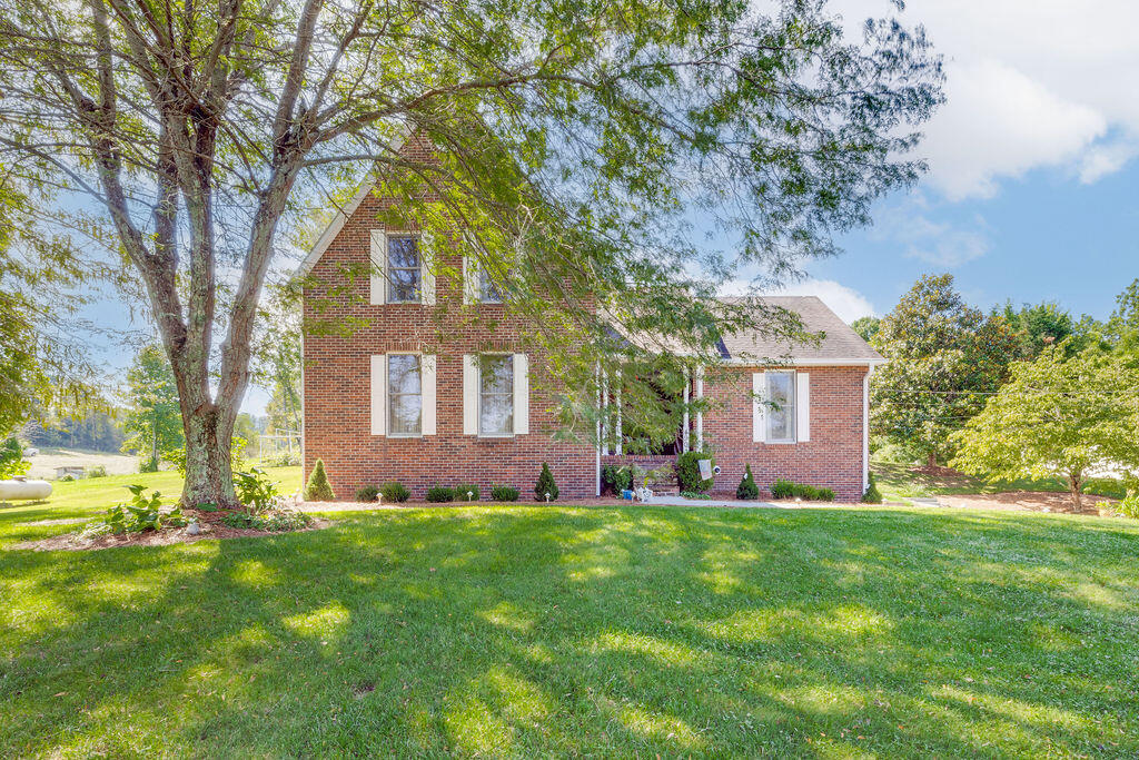490 Summit Drive Jonesborough, TN 37659 - Photo 1 of 65 001