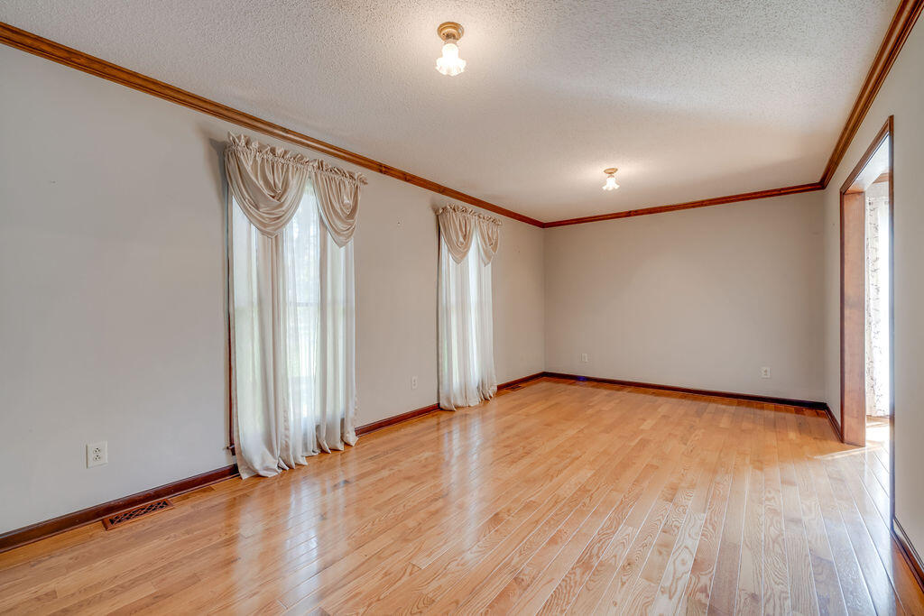 490 Summit Drive Jonesborough, TN 37659 - Photo 19 of 65 019