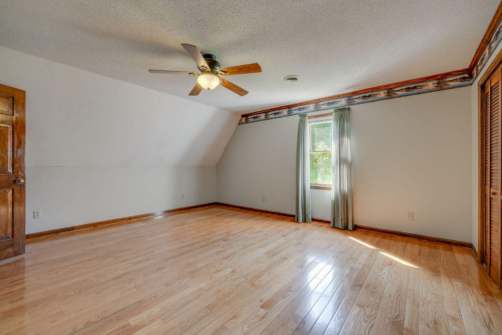 490 Summit Drive Jonesborough, TN 37659 - Photo 33 of 65 033