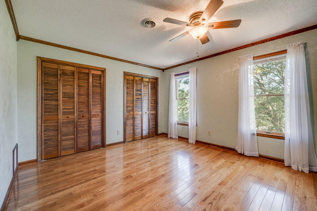 490 Summit Drive Jonesborough, TN 37659 - Photo 35 of 65 035