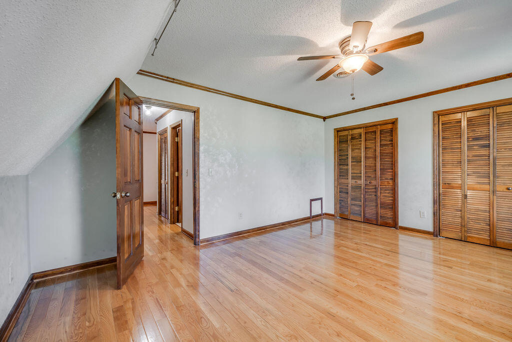490 Summit Drive Jonesborough, TN 37659 - Photo 36 of 65 036