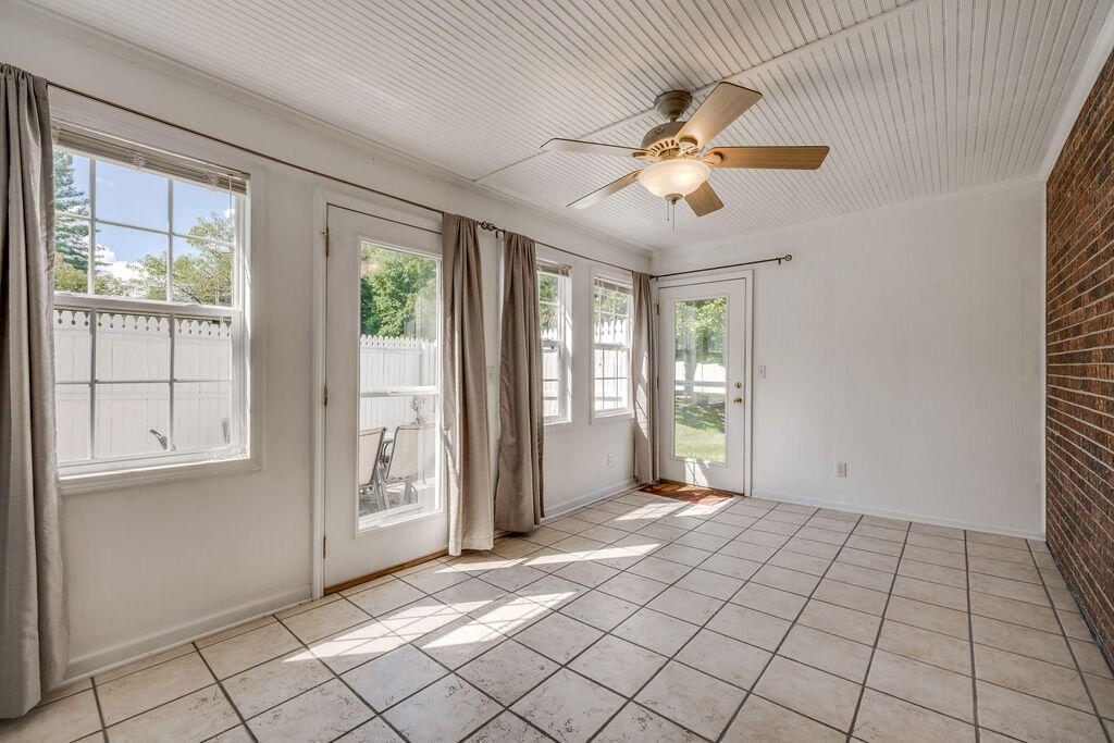 490 Summit Drive Jonesborough, TN 37659 - Photo 38 of 65 038