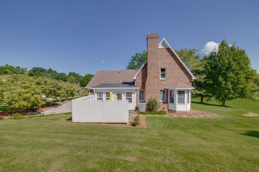 490 Summit Drive Jonesborough, TN 37659 - Photo 48 of 65 048
