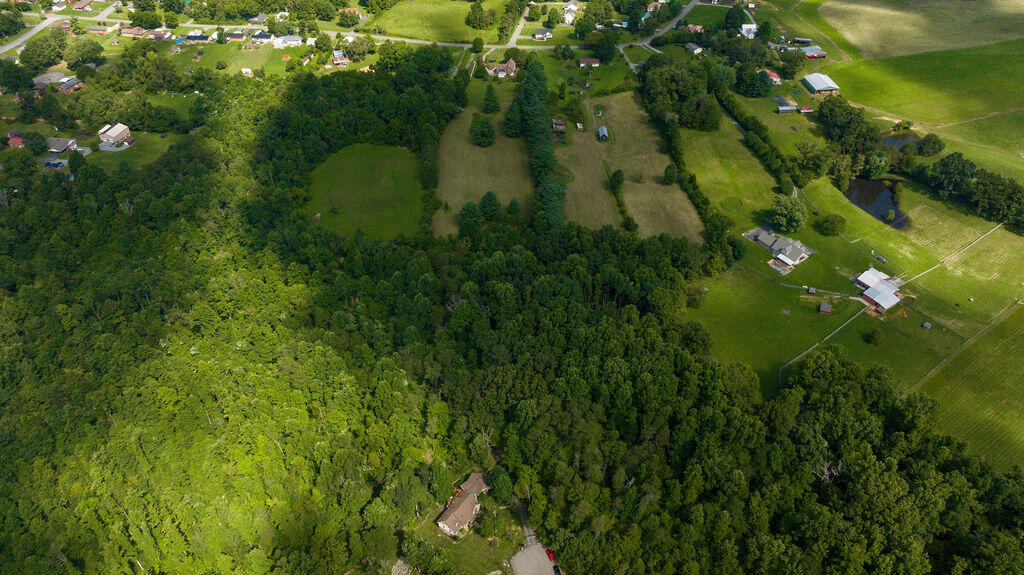490 Summit Drive Jonesborough, TN 37659 - Photo 58 of 65 058