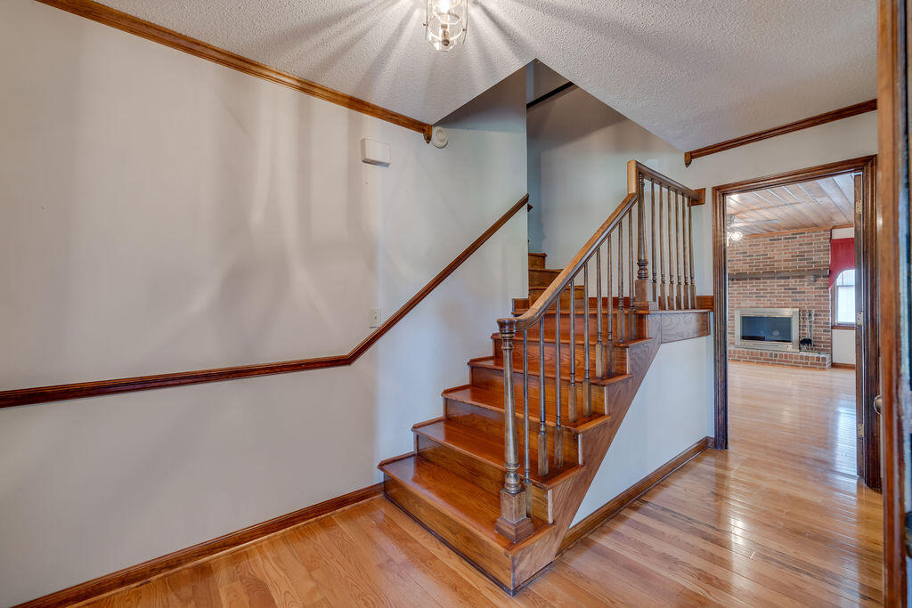 490 Summit Drive Jonesborough, TN 37659 - Photo 7 of 65 007