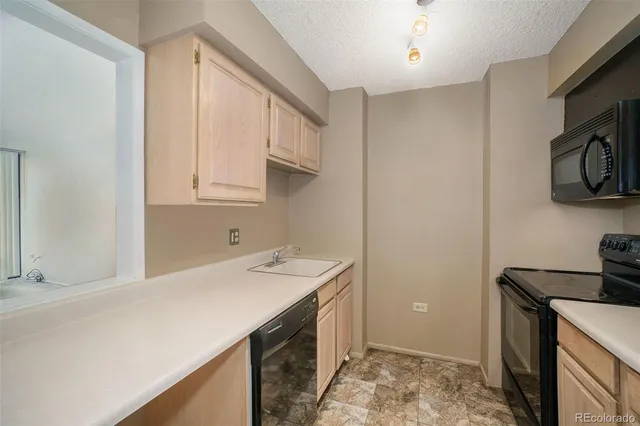 $1,600 | 1020 15th Street, Unit 13N, Denver, CO 80202