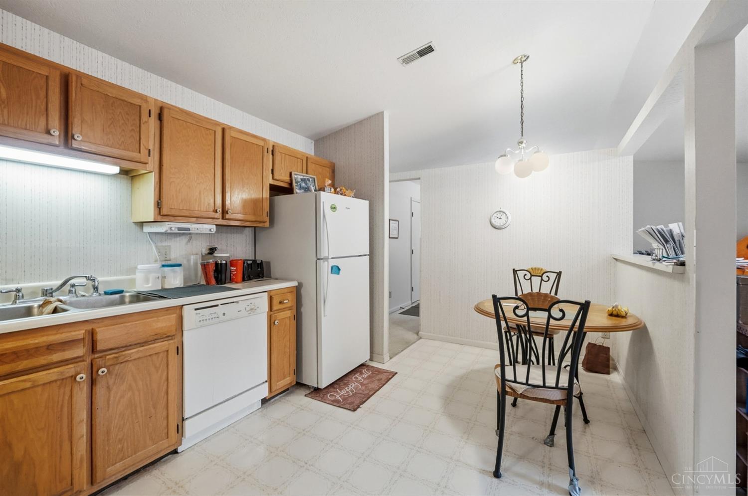 5658 Bridgetown Road, Unit 36 Cincinnati, OH 45248 - Photo 13 of 31 Gallery Image 13