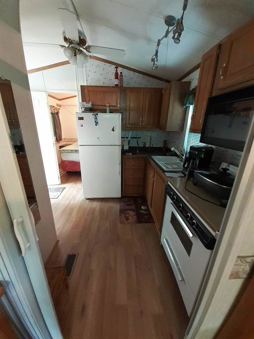 2795 East 28th Road Marseilles, IL 61341 - Photo 5 of 56