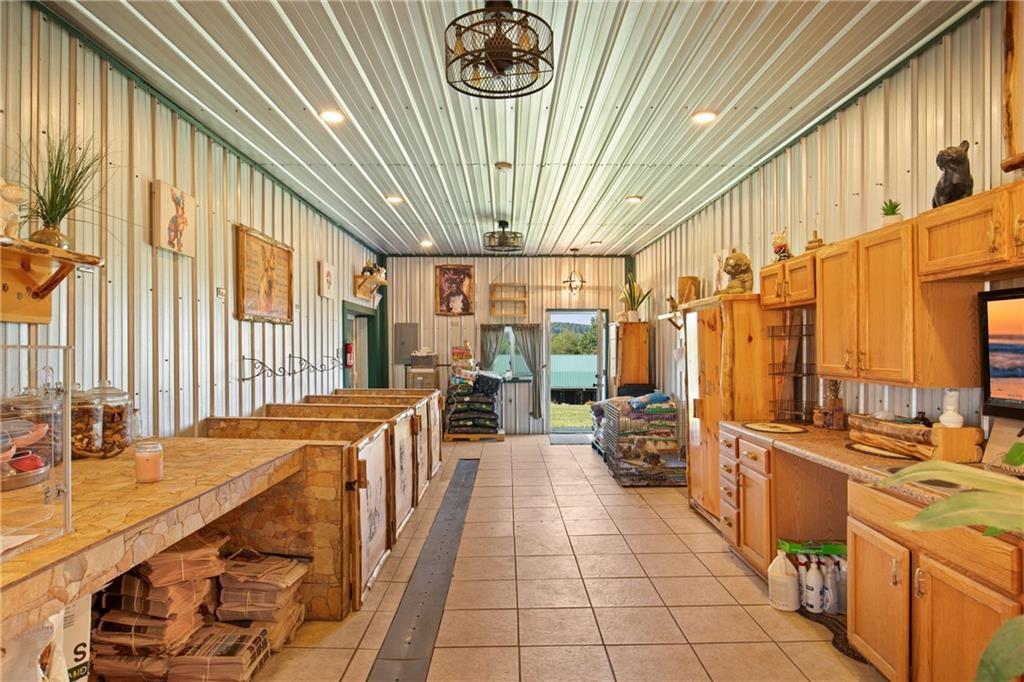 5164 Lincoln Highway Stoystown, PA 15563 - Photo 29 of 50 a very nice looking room with a large window