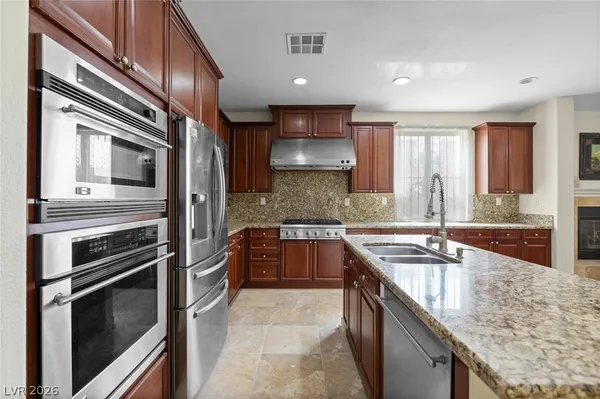 $3,800 | 7583 Cactus Peak Court, Las Vegas, NV 89113