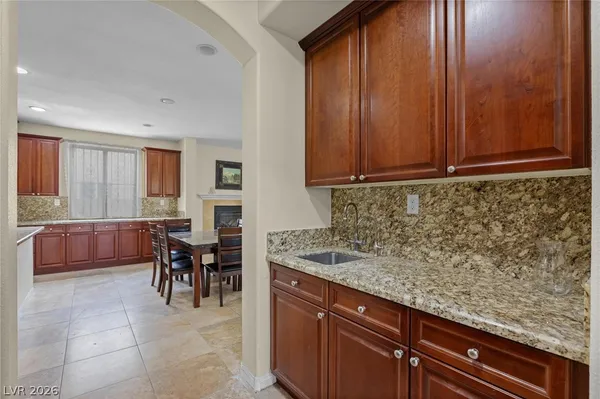 $3,800 | 7583 Cactus Peak Court, Las Vegas, NV 89113