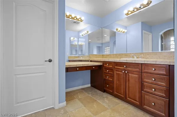 $3,800 | 7583 Cactus Peak Court, Las Vegas, NV 89113