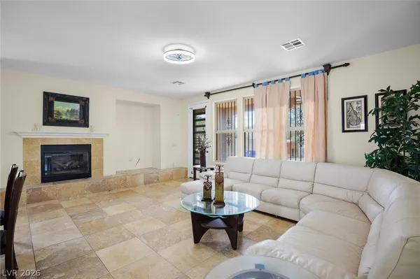 $3,800 | 7583 Cactus Peak Court, Las Vegas, NV 89113