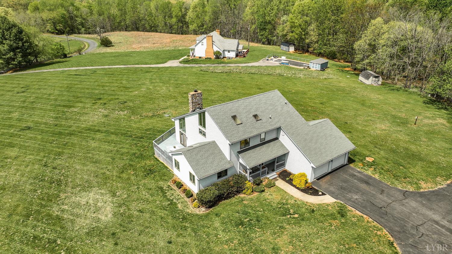 3453 Roaring Run Road Goode, VA 24556 - Photo 20 of 93