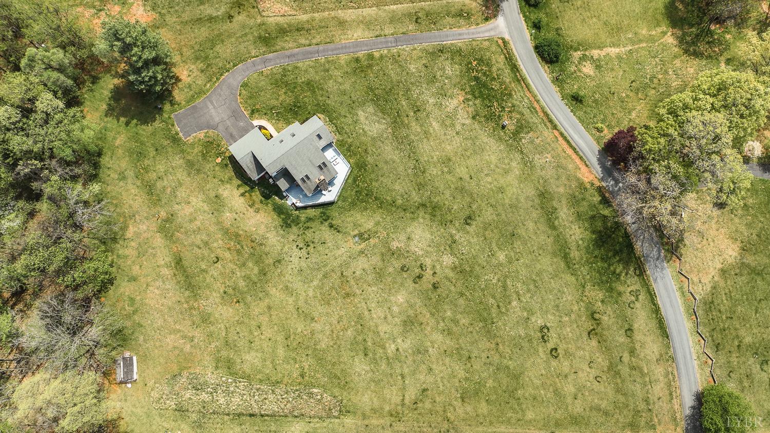 3453 Roaring Run Road Goode, VA 24556 - Photo 26 of 93