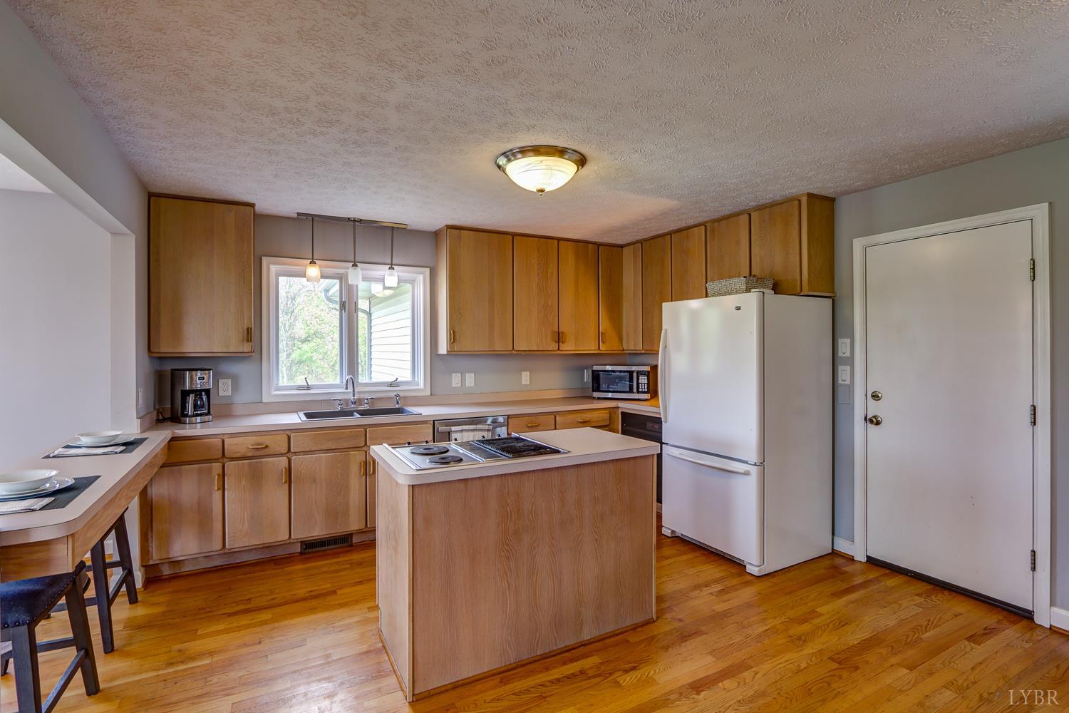 3453 Roaring Run Road Goode, VA 24556 - Photo 33 of 93