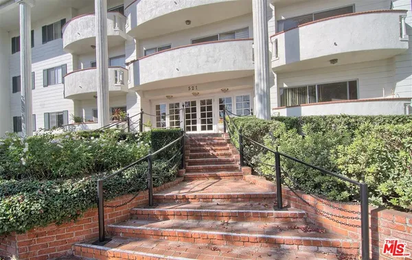 $5,500 | 521 Montana Avenue, Unit 301, Santa Monica, CA 90403