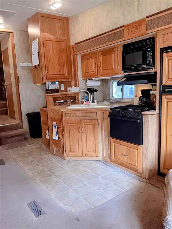 25164 Northeast 140th Loop, Unit 239 Salt Springs, FL 32134 - Photo 14 of 37