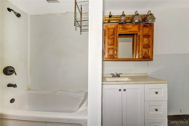 $169,900 | 128 Jones Street, Buffalo, NY 14206