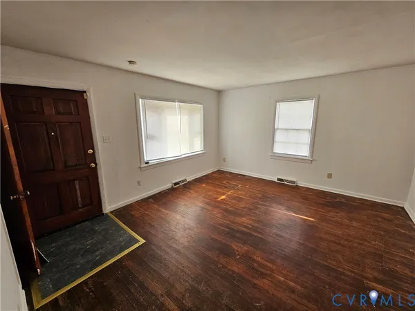 $1,000 | 1010 East 16th Street, Richmond, VA 23224